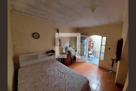 Casa à venda com 3 quartos, 225m² em Parque São Lucas, São Paulo