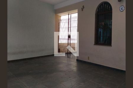 Casa à venda com 3 quartos, 166m² em Vila Claudia, São Paulo