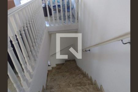Casa para alugar com 180m², 2 quartos e sem vaga