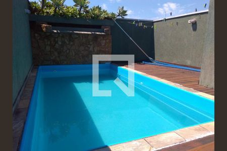 Casa para alugar com 180m², 2 quartos e sem vaga