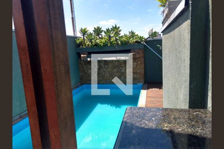 Casa para alugar com 180m², 2 quartos e sem vaga