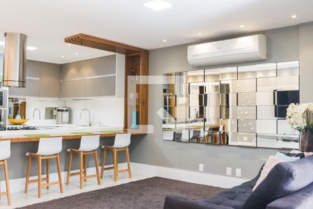 Sala de apartamento à venda com 2 quartos, 70m² em Barra da Tijuca, Rio de Janeiro