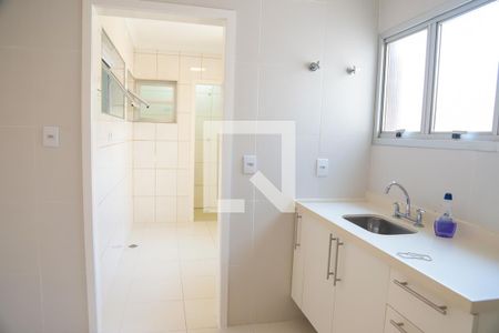 Apartamento para alugar com 133m², 3 quartos e 1 vaga Apartamento para alugar com 133m², 3 quartos e 1 vagaCozinha