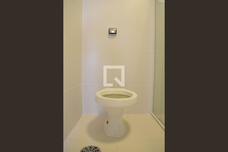 Apartamento para alugar com 133m², 3 quartos e 1 vaga Apartamento para alugar com 133m², 3 quartos e 1 vagaBanheiro da Suíte