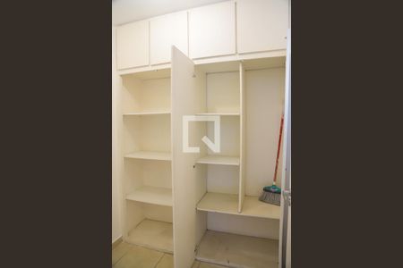 Quarto de Serviço de apartamento para alugar com 3 quartos, 133m² em Paraíso, São Paulo