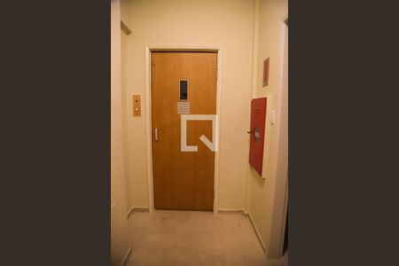 Apartamento para alugar com 133m², 3 quartos e 1 vaga Apartamento para alugar com 133m², 3 quartos e 1 vagaHall privativo de serviço