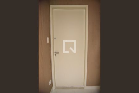 Apartamento para alugar com 133m², 3 quartos e 1 vaga Apartamento para alugar com 133m², 3 quartos e 1 vagaHall privativo
