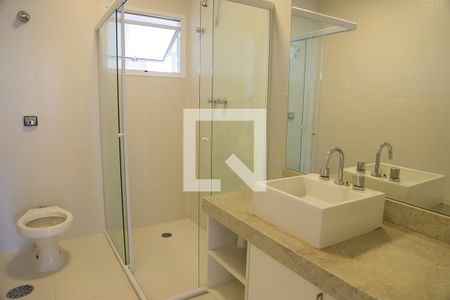 Apartamento para alugar com 133m², 3 quartos e 1 vaga Apartamento para alugar com 133m², 3 quartos e 1 vagaBanheiro da Suíte