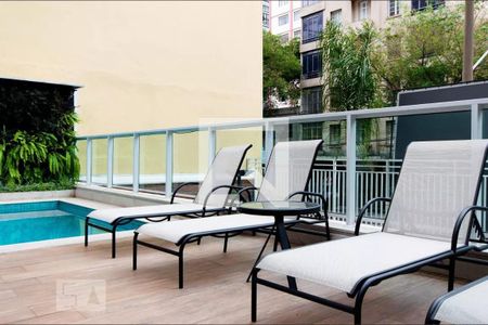 Apartamento à venda com 65m², 2 quartos e 1 vagaÁrea comum - Piscina