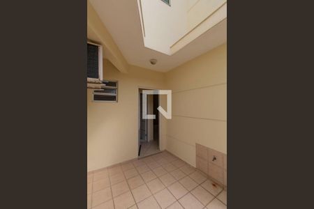 Casa para alugar com 430m², 3 quartos e 4 vagas Casa para alugar com 430m², 3 quartos e 4 vagasBanheiro