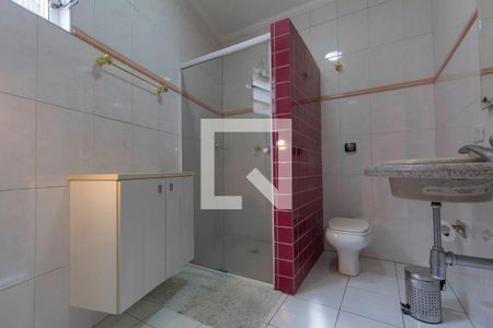 Casa para alugar com 430m², 3 quartos e 4 vagas Casa para alugar com 430m², 3 quartos e 4 vagasBanheiro Suíte 1