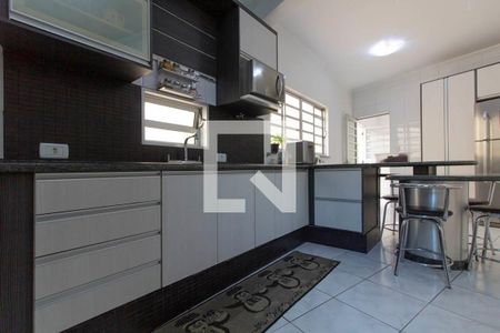 Casa para alugar com 430m², 3 quartos e 4 vagas Casa para alugar com 430m², 3 quartos e 4 vagasCozinha
