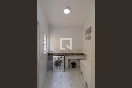 Casa para alugar com 430m², 3 quartos e 4 vagas Casa para alugar com 430m², 3 quartos e 4 vagasÁrea de Serviço