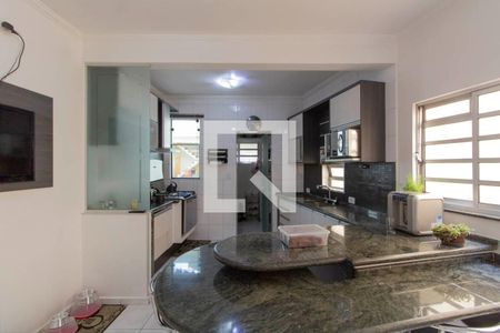 Casa para alugar com 430m², 3 quartos e 4 vagas Casa para alugar com 430m², 3 quartos e 4 vagasCozinha