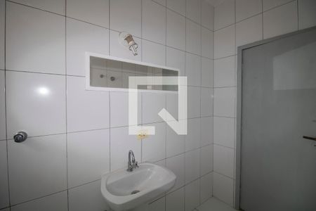 Apartamento para alugar com 100m², 2 quartos e sem vagaBanheiro 