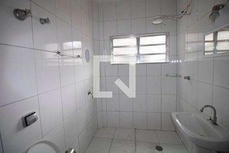 Apartamento para alugar com 100m², 2 quartos e sem vagaBanheiro