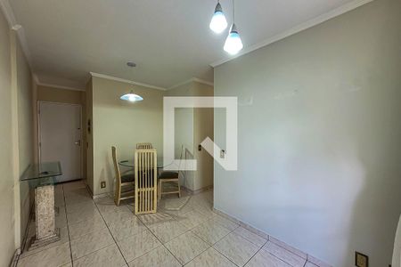 sala de estar/jantar de apartamento para alugar com 2 quartos, 46m² em Jardim Santa Emília, São Paulo