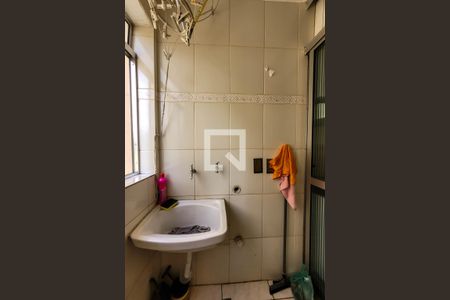 Área de Serviço de apartamento para alugar com 2 quartos, 46m² em Jardim Santa Emília, São Paulo