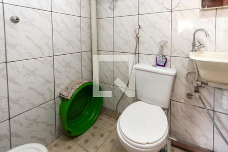 Casa à venda com 250m², 4 quartos e 2 vagas Casa à venda com 250m², 4 quartos e 2 vagasbanheiro do terraço