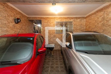 Casa à venda com 250m², 4 quartos e 2 vagas Casa à venda com 250m², 4 quartos e 2 vagasGaragem