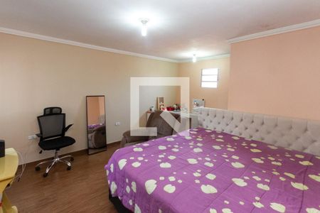 Casa à venda com 250m², 4 quartos e 2 vagas Casa à venda com 250m², 4 quartos e 2 vagasSuite 02