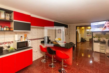 Casa à venda com 250m², 4 quartos e 2 vagas Casa à venda com 250m², 4 quartos e 2 vagasCozinha