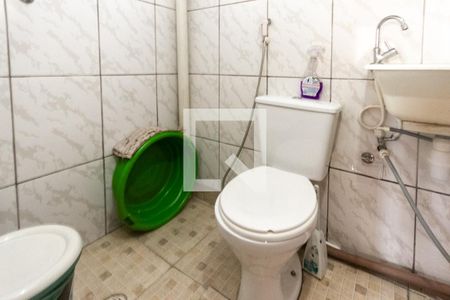 Casa à venda com 250m², 4 quartos e 2 vagas Casa à venda com 250m², 4 quartos e 2 vagasbanheiro do terraço