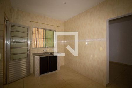 Cozinha de casa para alugar com 1 quarto, 32m² em Jardim Helena, São Paulo