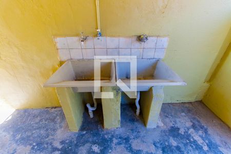 Casa à venda com 80m², 2 quartos e sem vagaLavanderia