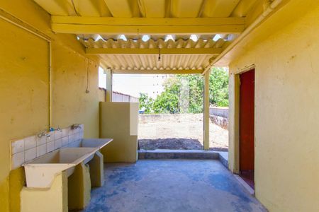 Casa à venda com 80m², 2 quartos e sem vagaLavanderia