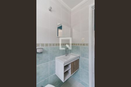 Casa à venda com 160m², 3 quartos e 2 vagasBanheiro