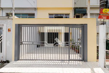 Casa à venda com 160m², 3 quartos e 2 vagasFachada