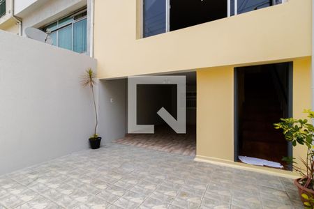 Casa à venda com 160m², 3 quartos e 2 vagasGaragem