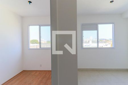 Sala de apartamento para alugar com 2 quartos, 40m² em Vila Socorro, São Paulo