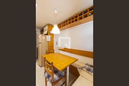 Apartamento para alugar com 371m², 3 quartos e 2 vagasCozinha