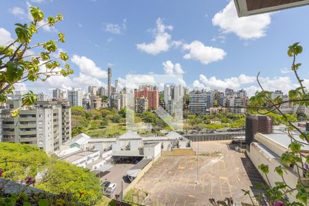 Apartamento para alugar com 371m², 3 quartos e 2 vagasQuarto 2 - Vista