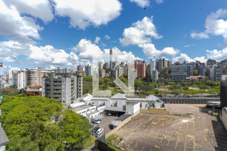 Sala - Vista de apartamento para alugar com 3 quartos, 371m² em Petrópolis, Porto Alegre