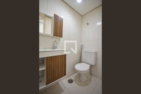 Apartamento para alugar com 80m², 3 quartos e 1 vaga Apartamento para alugar com 80m², 3 quartos e 1 vagaBanheiro de Serviço