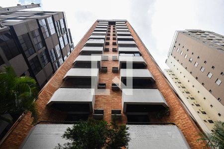 Apartamento para alugar com 80m², 3 quartos e 1 vaga Apartamento para alugar com 80m², 3 quartos e 1 vagaFachada