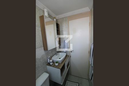 Banheiro de apartamento à venda com 2 quartos, 52m² em Vila Ema, São Paulo