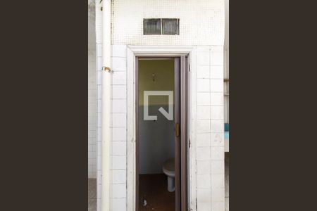 Casa à venda com 100m², 3 quartos e 1 vagaBanheiro de Serviço