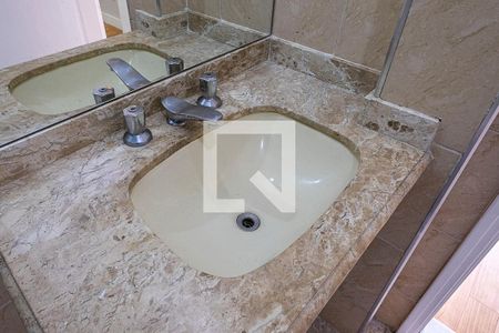 Apartamento à venda com 90m², 3 quartos e 1 vaga Apartamento à venda com 90m², 3 quartos e 1 vagaBanheiro 1