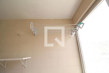 Apartamento à venda com 56m², 3 quartos e 1 vagaÁrea de Serviço