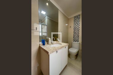 Casa à venda com 137m², 3 quartos e 3 vagasBanheiro do Quarto 2