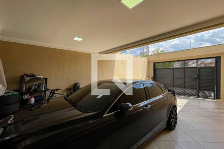 Casa à venda com 137m², 3 quartos e 3 vagasÁrea Externa