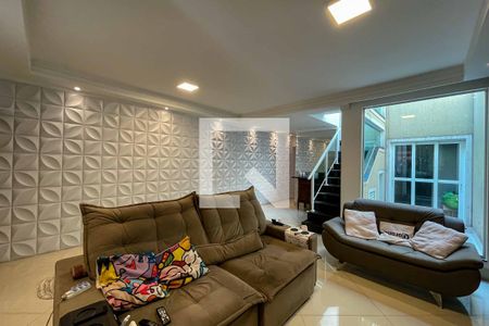 Sala de casa à venda com 3 quartos, 137m² em Parque São Domingos, São Paulo