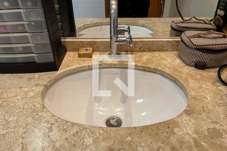 Casa à venda com 137m², 3 quartos e 3 vagasBanheiro