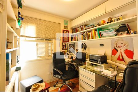 Apartamento à venda com 80m², 2 quartos e 1 vaga Apartamento à venda com 80m², 2 quartos e 1 vagaEscritório