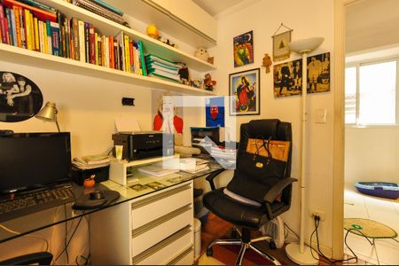 Escritório de apartamento à venda com 2 quartos, 80m² em Pinheiros, São Paulo
