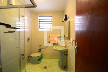 Casa à venda com 140m², 4 quartos e 2 vagasBanheiro Social